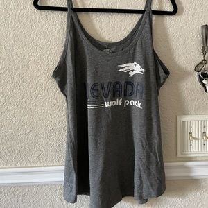 Gray UNR tank!! Size: L.